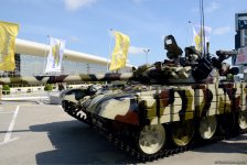 ADEX 2016-da müasir silahlar nümayiş etdirilir (YENİLƏNİB) (FOTO)