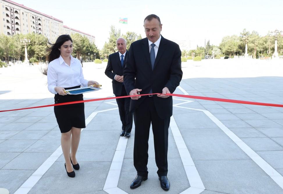 Prezident İlham Əliyev Sumqayıtda Heydər Əliyev Mərkəzinin binasının açılışında iştirak edib (FOTO) (YENİLƏNİB 2)