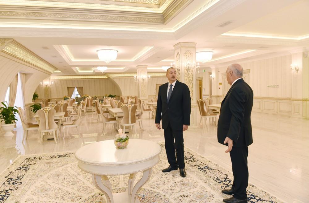 Prezident İlham Əliyev Sumqayıtda Heydər Əliyev Mərkəzinin binasının açılışında iştirak edib (FOTO) (YENİLƏNİB 2)