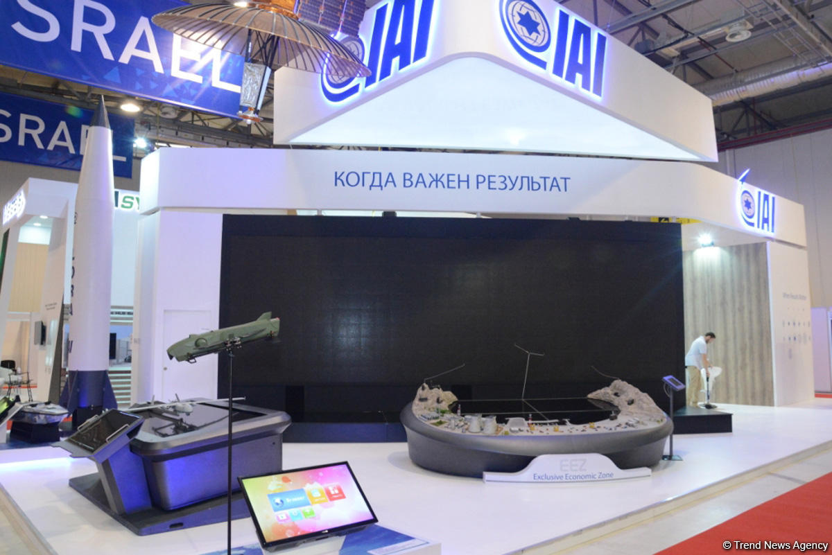 ADEX 2016-da müasir silahlar nümayiş etdirilir (YENİLƏNİB) (FOTO)