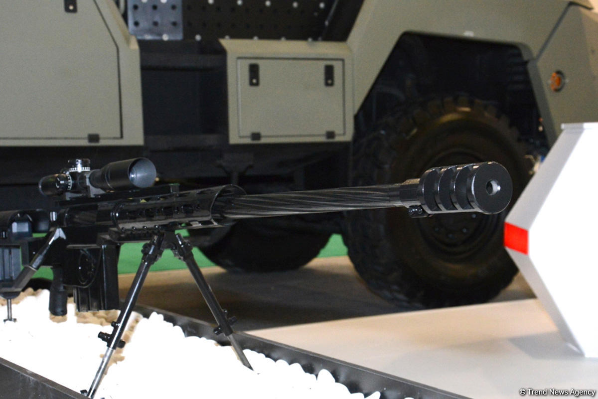 ADEX 2016-da müasir silahlar nümayiş etdirilir (YENİLƏNİB) (FOTO)