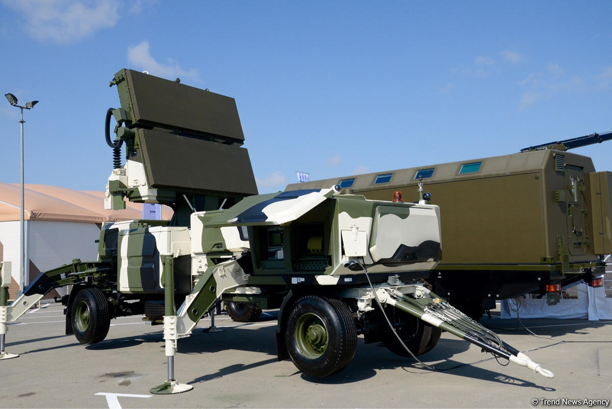 ADEX 2016-da müasir silahlar nümayiş etdirilir (YENİLƏNİB) (FOTO)