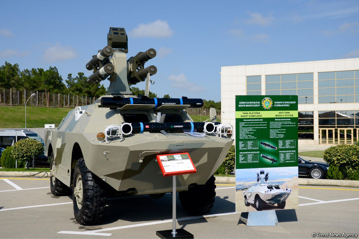 ADEX 2016-da müasir silahlar nümayiş etdirilir (YENİLƏNİB) (FOTO)
