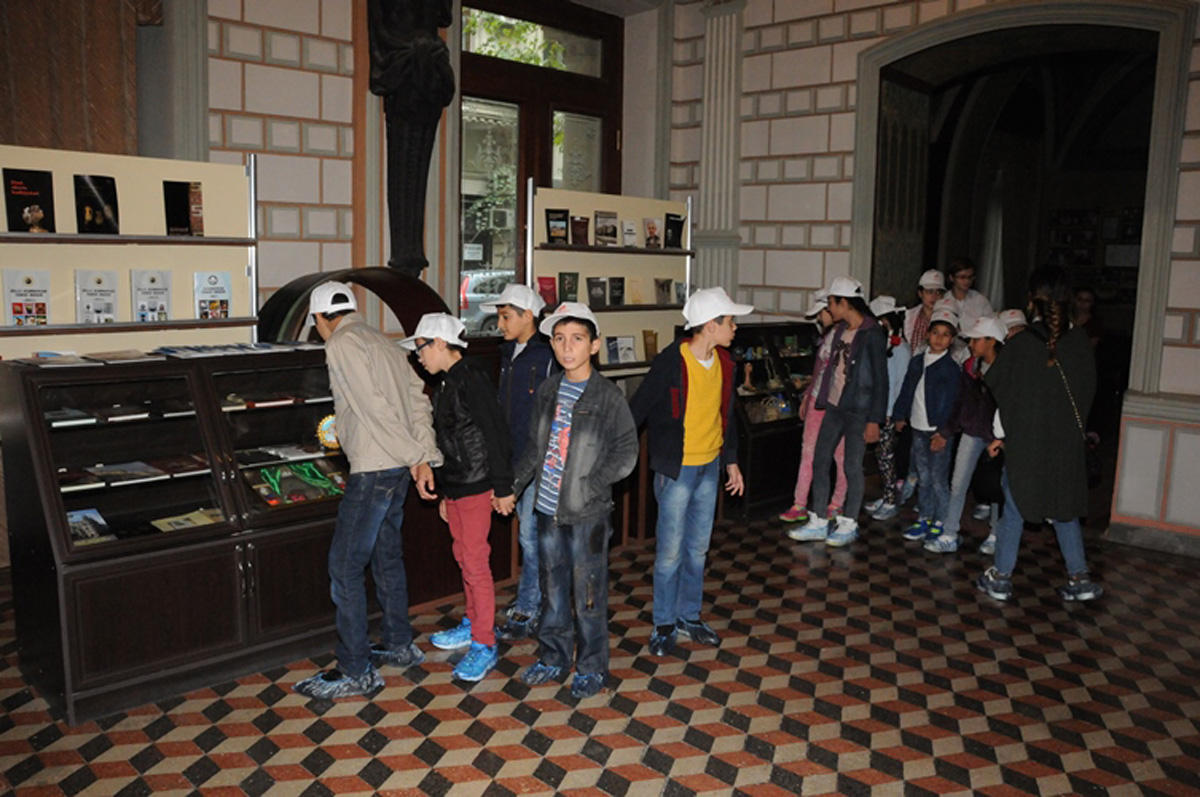“Turizm həftəsi”ində ekskursiyalar davam edir (FOTO)