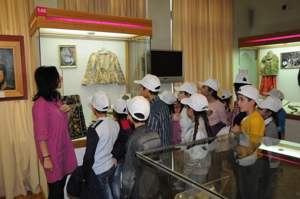 “Turizm həftəsi”ində ekskursiyalar davam edir (FOTO)