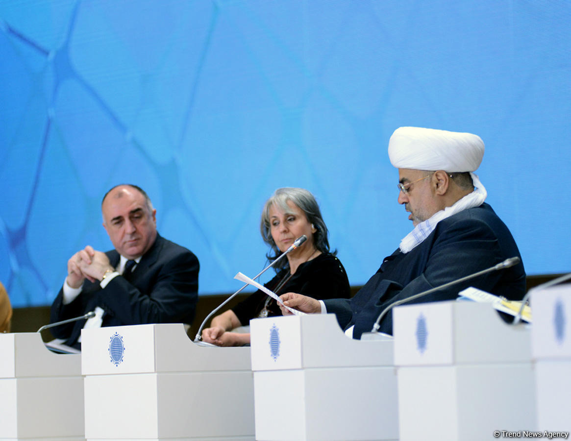 V Bakı Beynəlxalq Humanitar Forumu FOTOLARDA