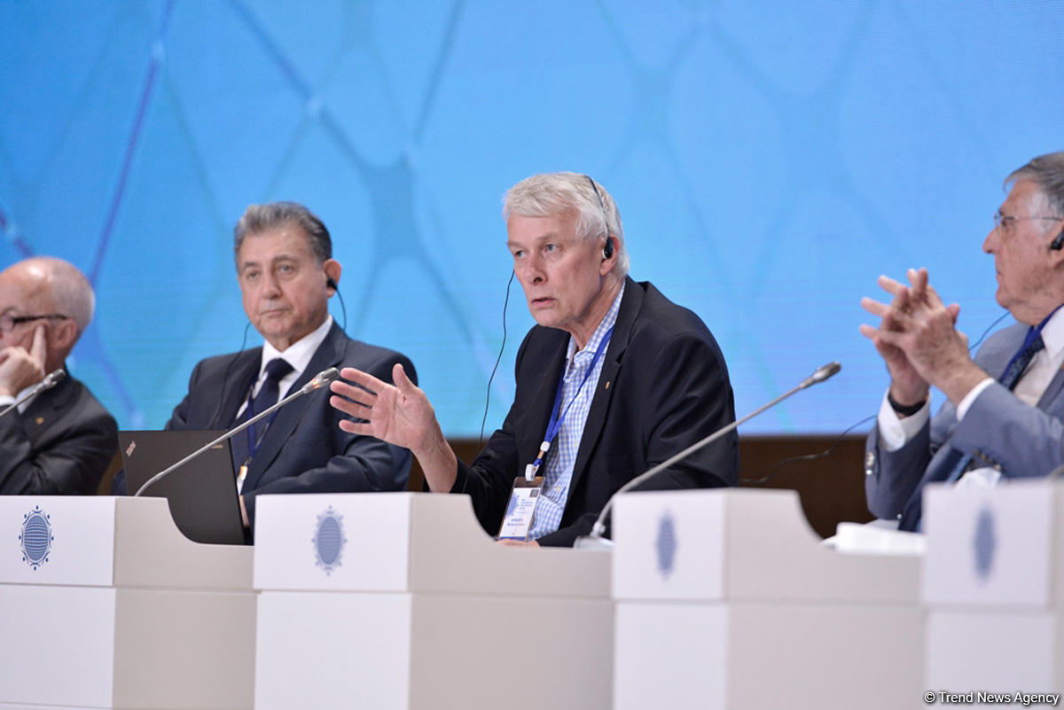 V Bakı Beynəlxalq Humanitar Forumu FOTOLARDA