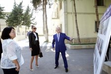 Mehriban Əliyeva Bakıda 3 nömrəli uşaq evində əsaslı təmirdən sonra yaradılan şəraitlə tanış olub (FOTO)