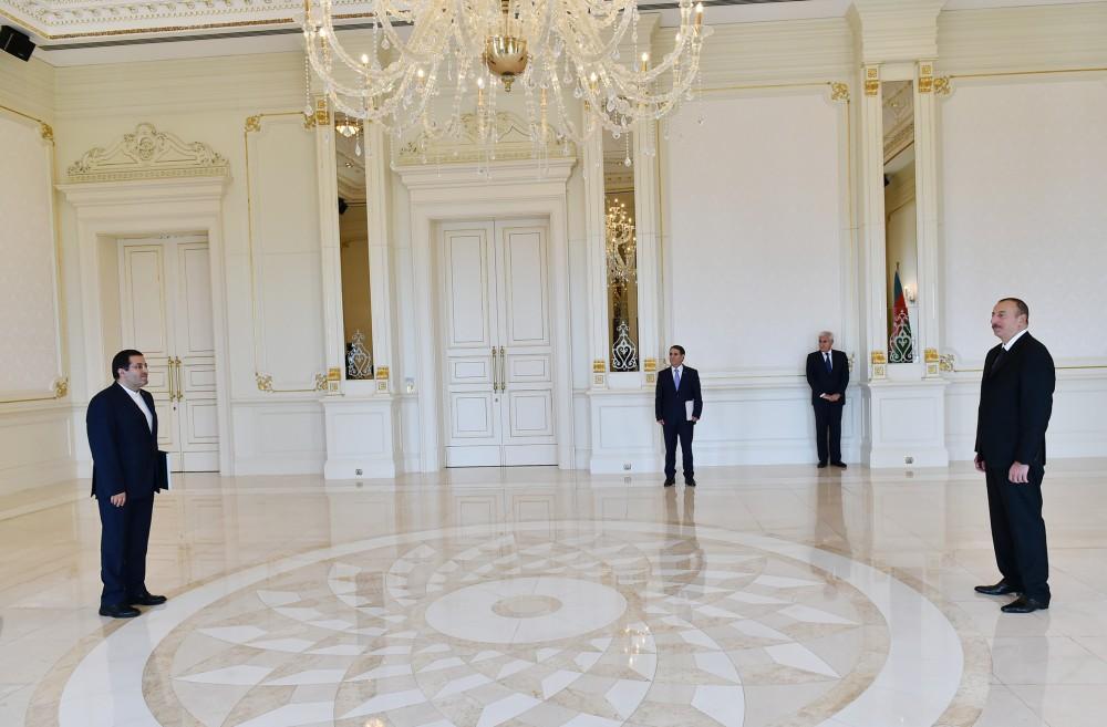 Prezident İlham Əliyev Rumıniya, Qətər və İran səfirlərinin etimadnamələrini qəbul edib (YENİLƏNİB) (FOTO)