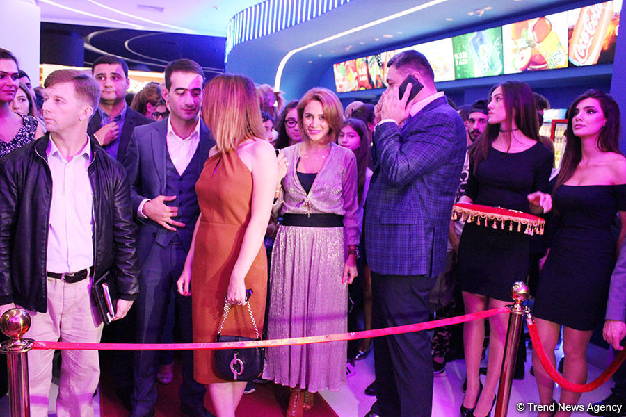Bakıda yeni kinoteatrın açılışında kimlər oldu? (FOTO)