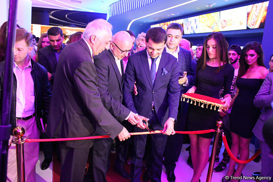 Bakıda yeni kinoteatrın açılışında kimlər oldu? (FOTO)