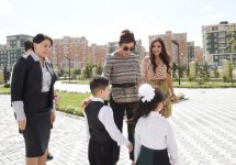 Mehriban Əliyeva Masazırda Heydər Əliyev Fondunun dəstəyi ilə inşa olunan tam orta məktəbin açılışında iştirak edib (FOTO)