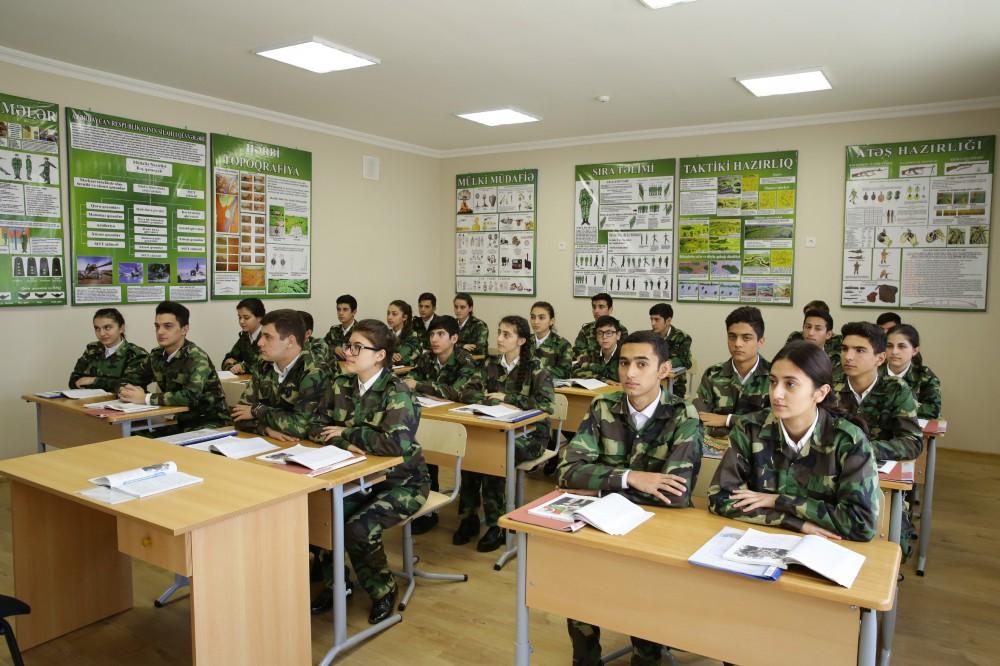 Mehriban Əliyeva Masazırda Heydər Əliyev Fondunun dəstəyi ilə inşa olunan tam orta məktəbin açılışında iştirak edib (FOTO)