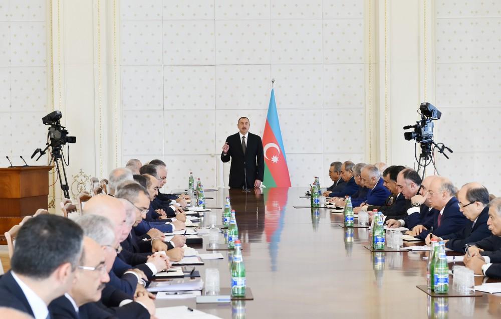 Prezident İlham Əliyev: Azərbaycanın inkişafını təmin edəcəyəm