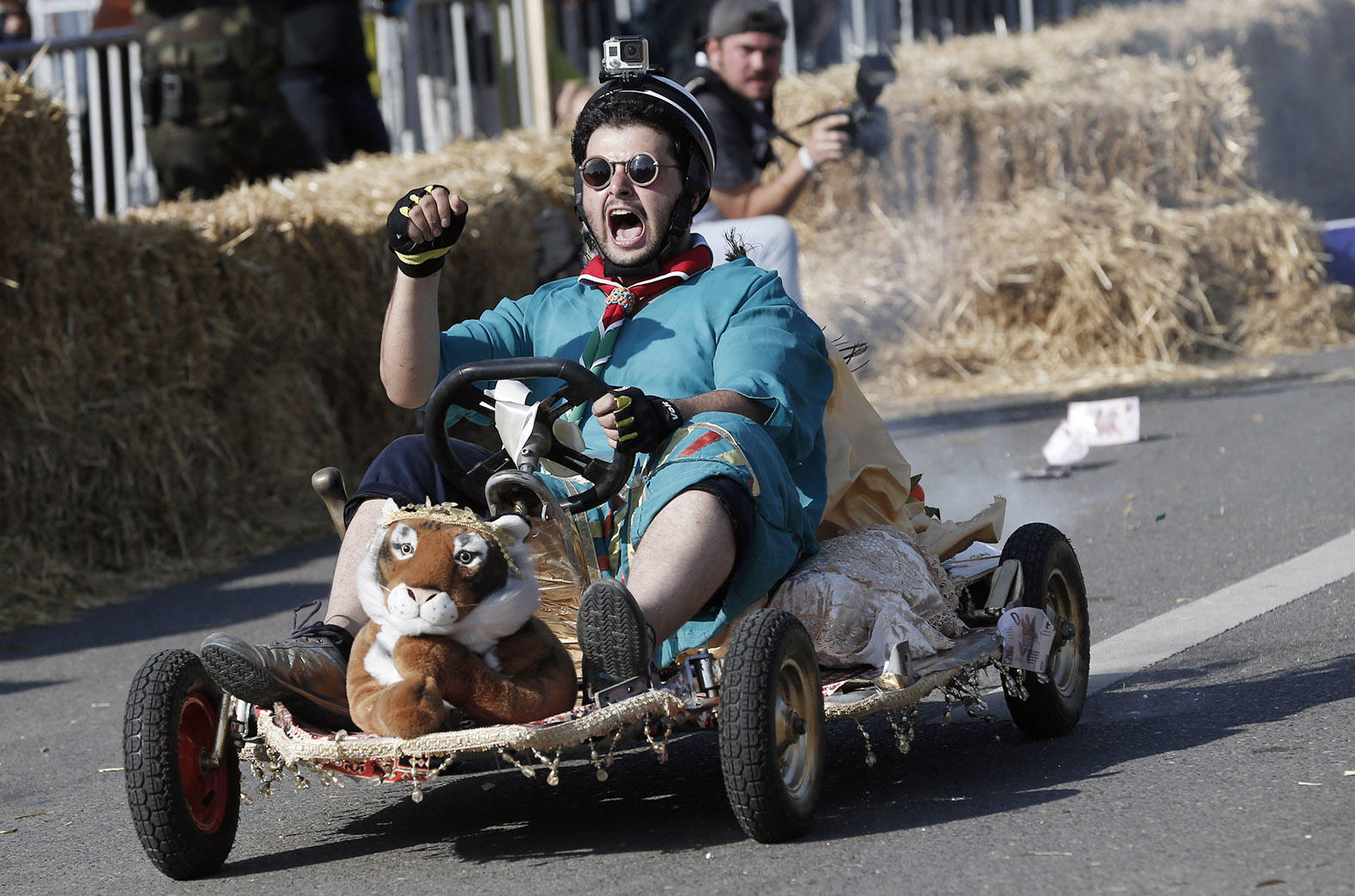 Bakıda keçirilən "Red Bull Soapbox” yarışının qalibləri müəyyənləşib (FOTO) (YENİLƏNİB)