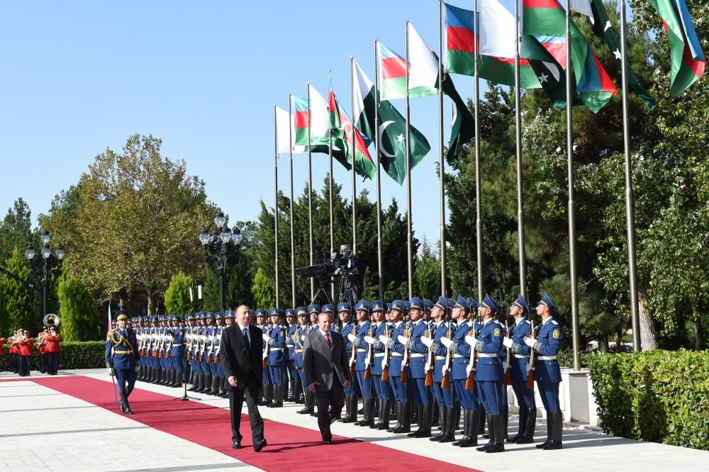 Pakistanın Baş nazirinin rəsmi qarşılanma mərasimi olub (FOTO)