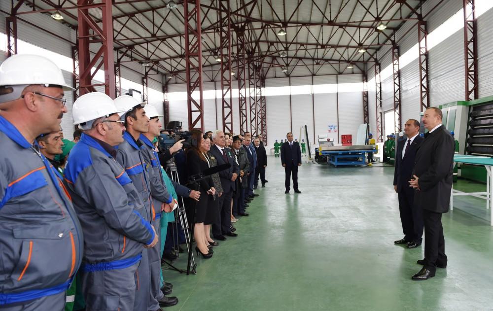 Prezident İlham Əliyev: Rayon rəhbərliyi sahibkarları cəlb etməlidir və onların fəaliyyətinə buna görə qiymət veriləcək (FOTO)