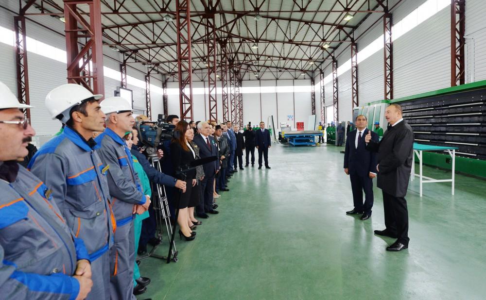 Prezident İlham Əliyev: Rayon rəhbərliyi sahibkarları cəlb etməlidir və onların fəaliyyətinə buna görə qiymət veriləcək (FOTO)