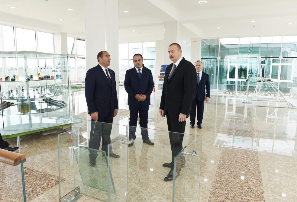 Prezident İlham Əliyev: Rayon rəhbərliyi sahibkarları cəlb etməlidir və onların fəaliyyətinə buna görə qiymət veriləcək (FOTO)