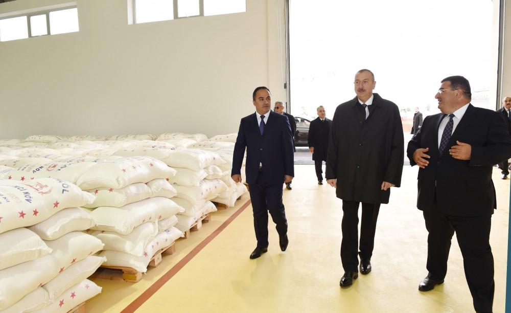 Ağstafa taxıl və un məmulatları istehsalı kombinatının taxıl anbarının təməli qoyuldu (FOTO)