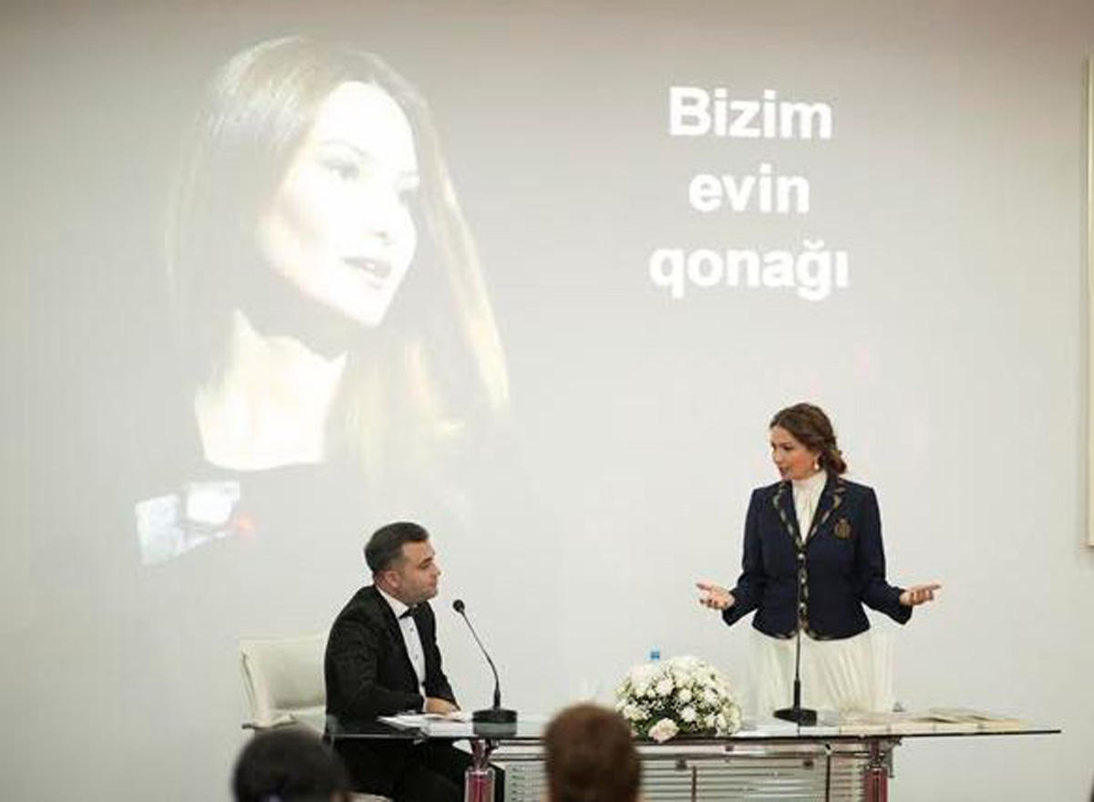 Bakı şəhər Mədəniyyət və Turizm Baş İdarəsi Qənirə Paşayeva ilə görüş keçirib  (FOTO)