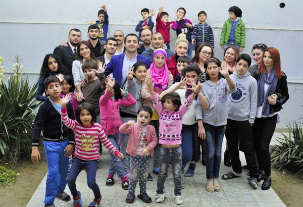 Azərbaycan idmançıları uşaqları sevindirdilər (FOTO)