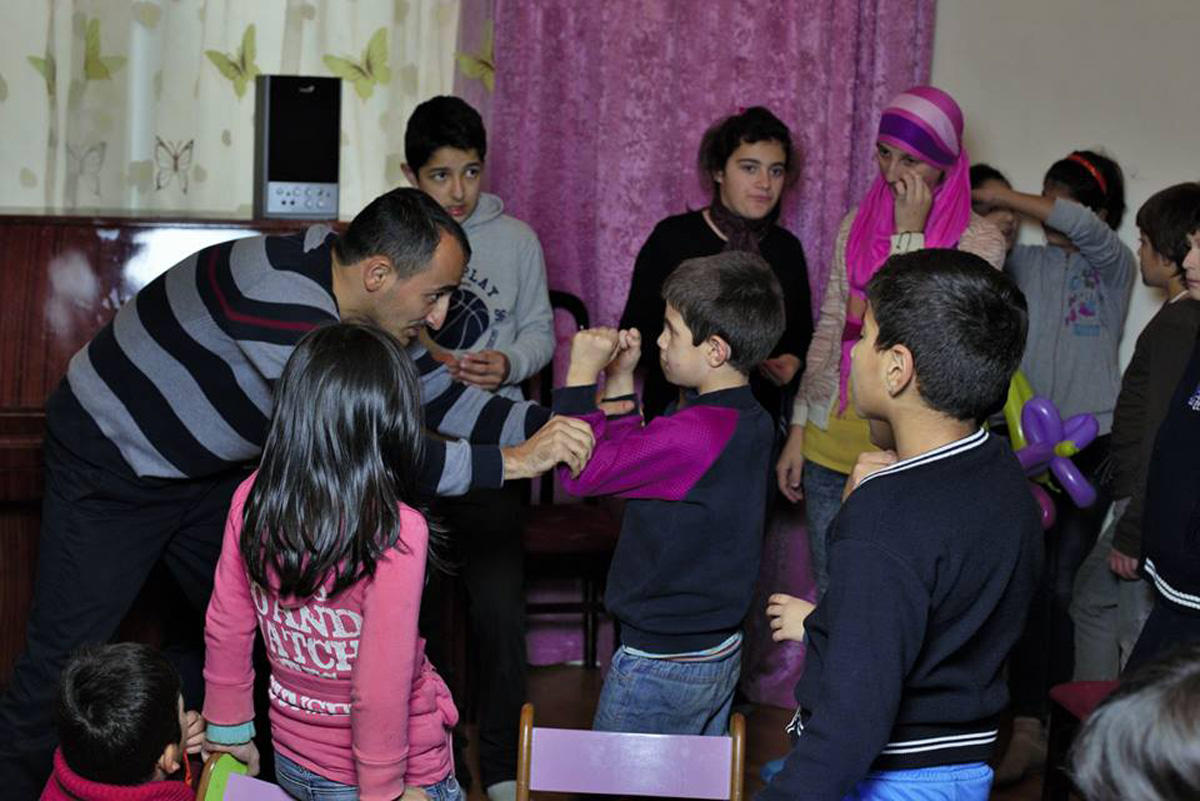 Azərbaycan idmançıları uşaqları sevindirdilər (FOTO)