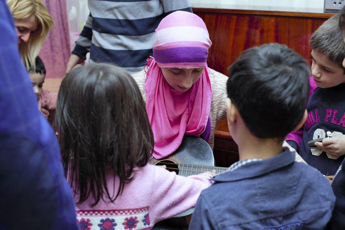 Azərbaycan idmançıları uşaqları sevindirdilər (FOTO)