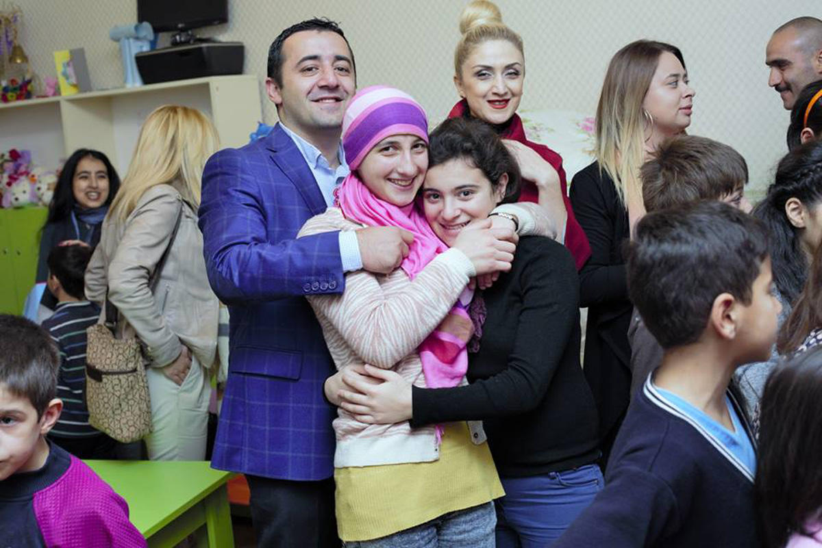 Azərbaycan idmançıları uşaqları sevindirdilər (FOTO)