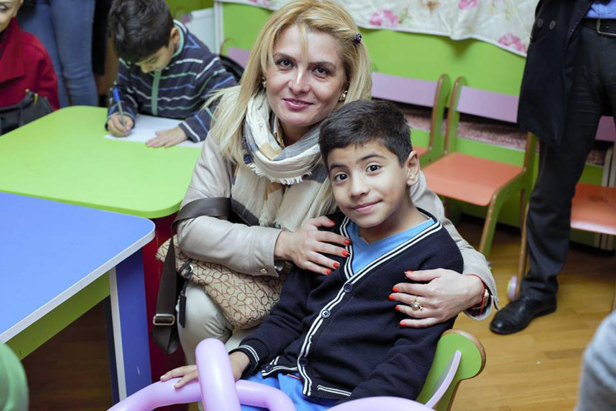 Azərbaycan idmançıları uşaqları sevindirdilər (FOTO)