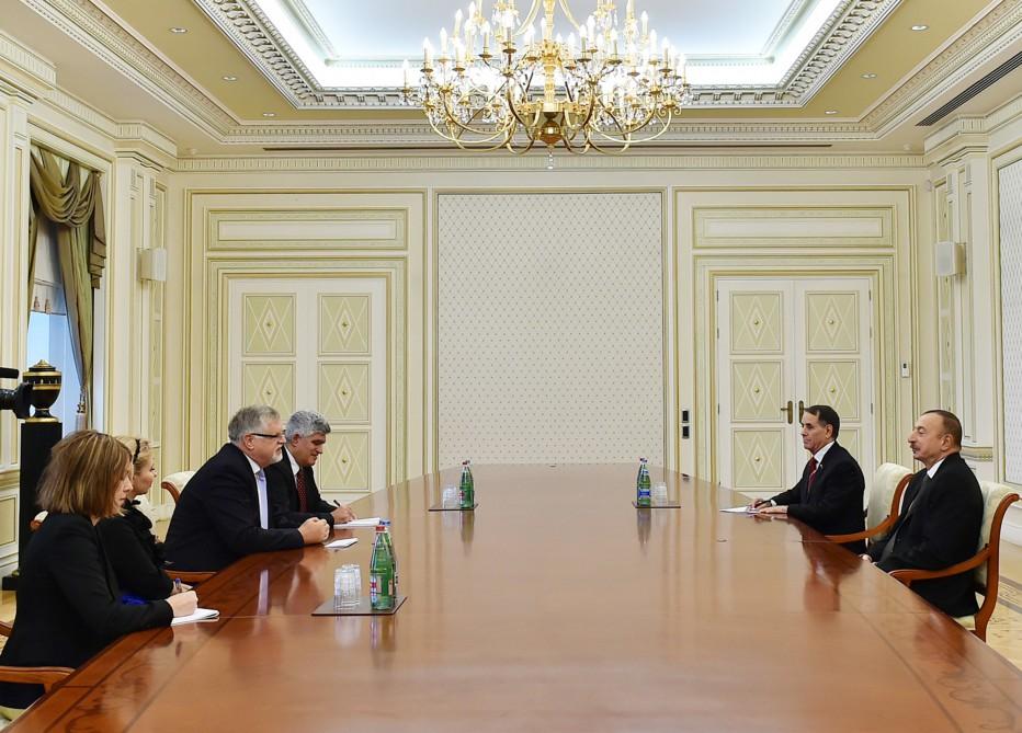 Prezident İlham Əliyev Avropa İttifaqının Cənubi Qafqaz üzrə xüsusi nümayəndəsini qəbul edib  (FOTO)