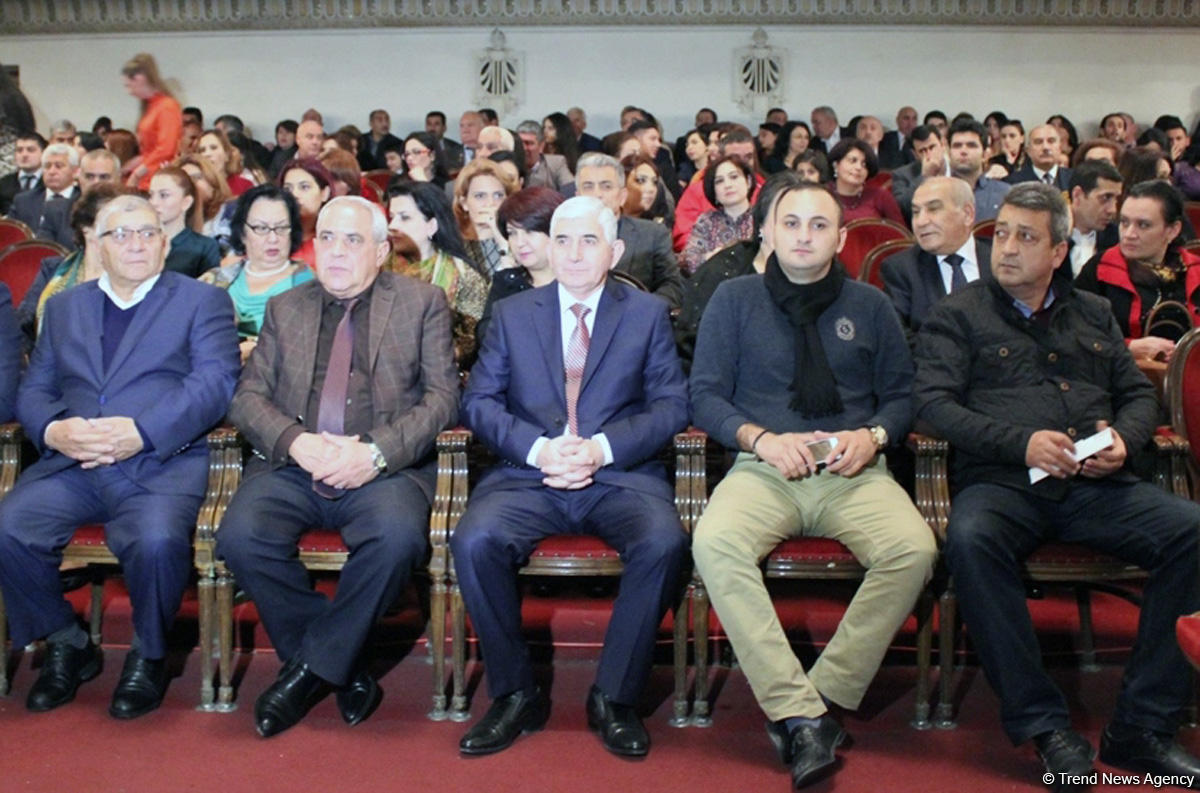 Gülüstan Əliyevanın 20 illik yaradıcılığı qeyd edilib (FOTO)
