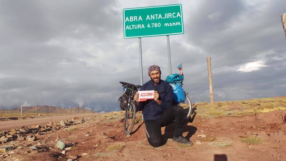 And dağlarında Azərbaycan bayrağı dalğalanıb (FOTO)