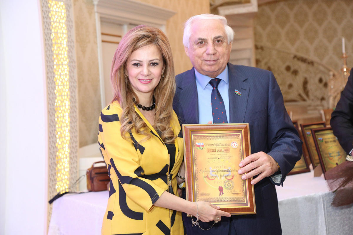 Bəstəkar “Çağır məni” dedi (FOTO/VİDEO)