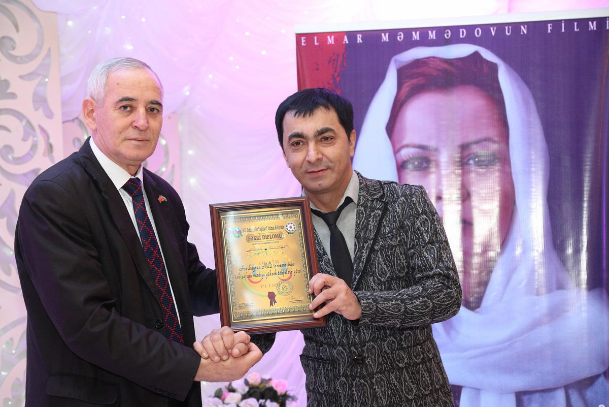 Bəstəkar “Çağır məni” dedi (FOTO/VİDEO)