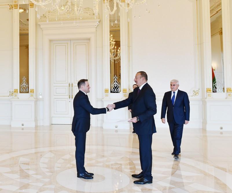 Prezident İlham Əliyev: Azərbaycan ilə Albaniya arasında yaxşı siyasi əlaqələr mövcuddur (YENİLƏNİB) (FOTO)