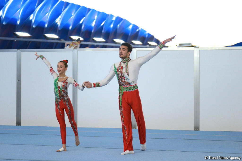 Bakıda akrobatika gimnastikası üzrə çempionat başlayıb (FOTO)