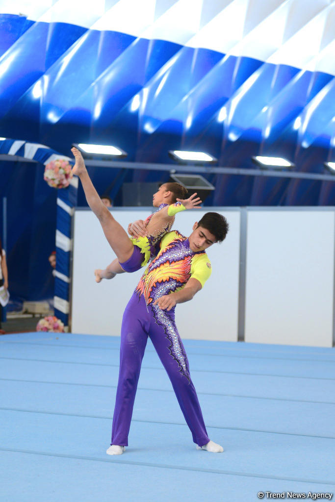 Bakıda akrobatika gimnastikası üzrə çempionat başlayıb (FOTO)
