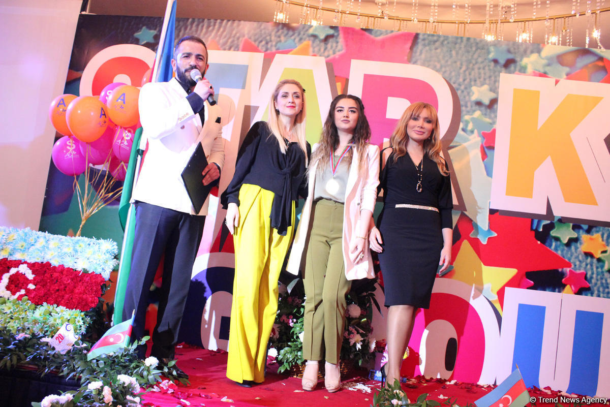 Bakıda Bayraq Gününə həsr olunmuş moda şousu keçirilib (FOTO)