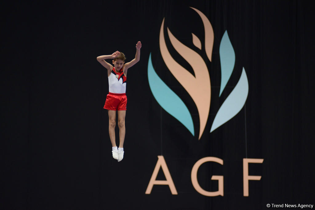 Akrobatika gimnastikası üzrə 23-cü Bakı çempionatının ikinci günü start götürüb (FOTO)