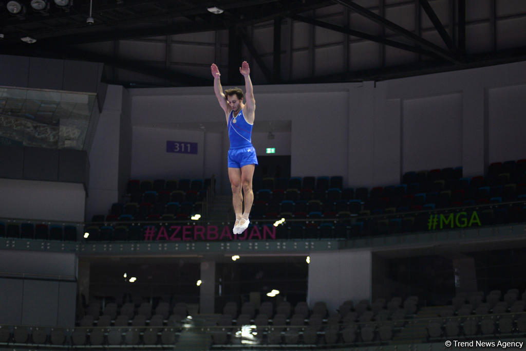 Akrobatika gimnastikası üzrə 23-cü Bakı çempionatının ikinci günü start götürüb (FOTO)