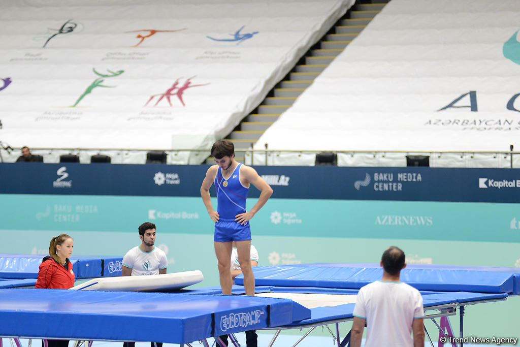Akrobatika gimnastikası üzrə 23-cü Bakı çempionatının ikinci günü start götürüb (FOTO)