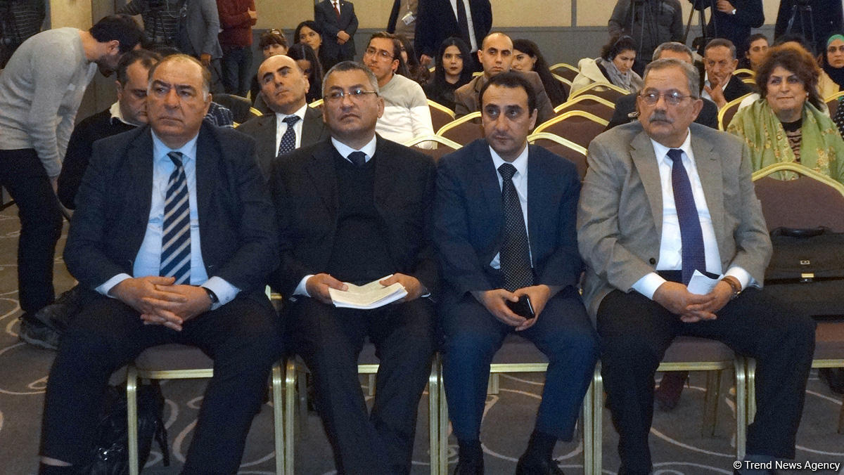 Bakıda Ermənistan-Azərbaycan, Dağlıq Qarabağ münaqişəsinə həsr olunmuş konfrans keçirilir (FOTO)