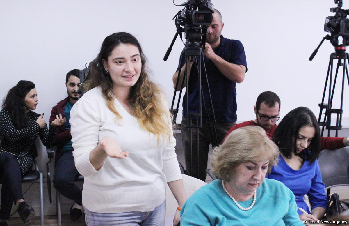 Elçin Əzizov: Azərbaycanlılar adlarını opera incəsənəti tarixinə yazırlar (FOTO)