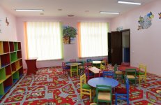 İlham Əliyev Heydər Əliyev Fondunun təşəbbüsü ilə inşa olunan 8 saylı körpələr evi-uşaq bağçasının açılışında iştirak edib (FOTO)