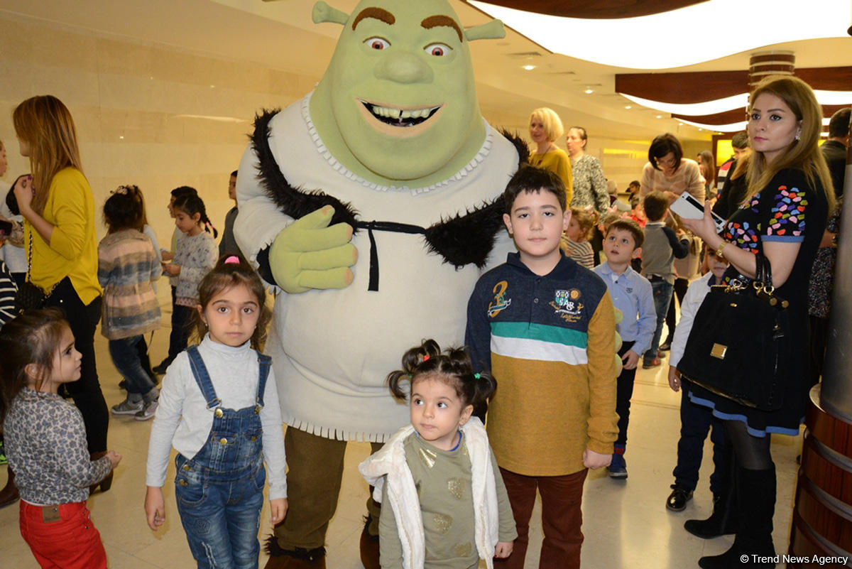 “Köpək patrulu” uşaqlara sevincli anlar yaşadıb  (FOTO)