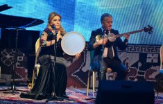 "Məhəmməd Füzulinin qəzəl dünyası" muğam gecəsi keçirilib (FOTO)