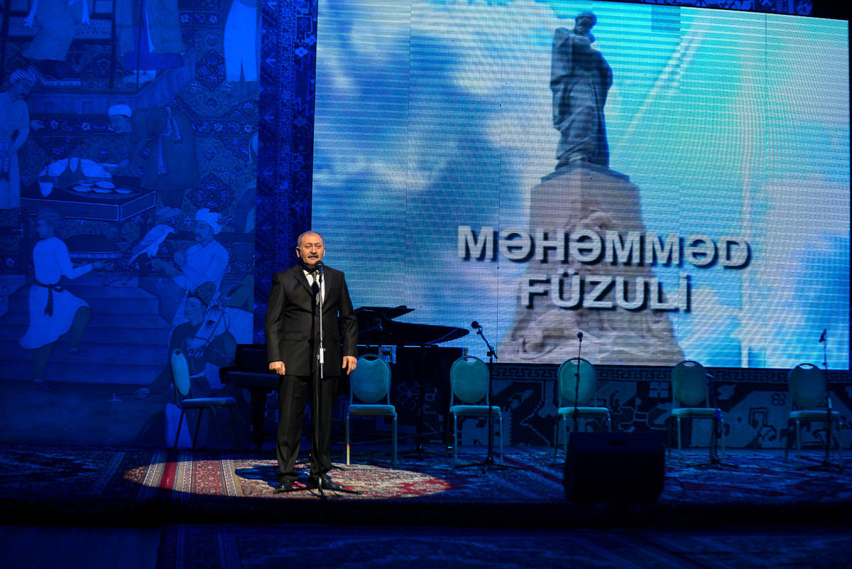 "Məhəmməd Füzulinin qəzəl dünyası" muğam gecəsi keçirilib (FOTO)