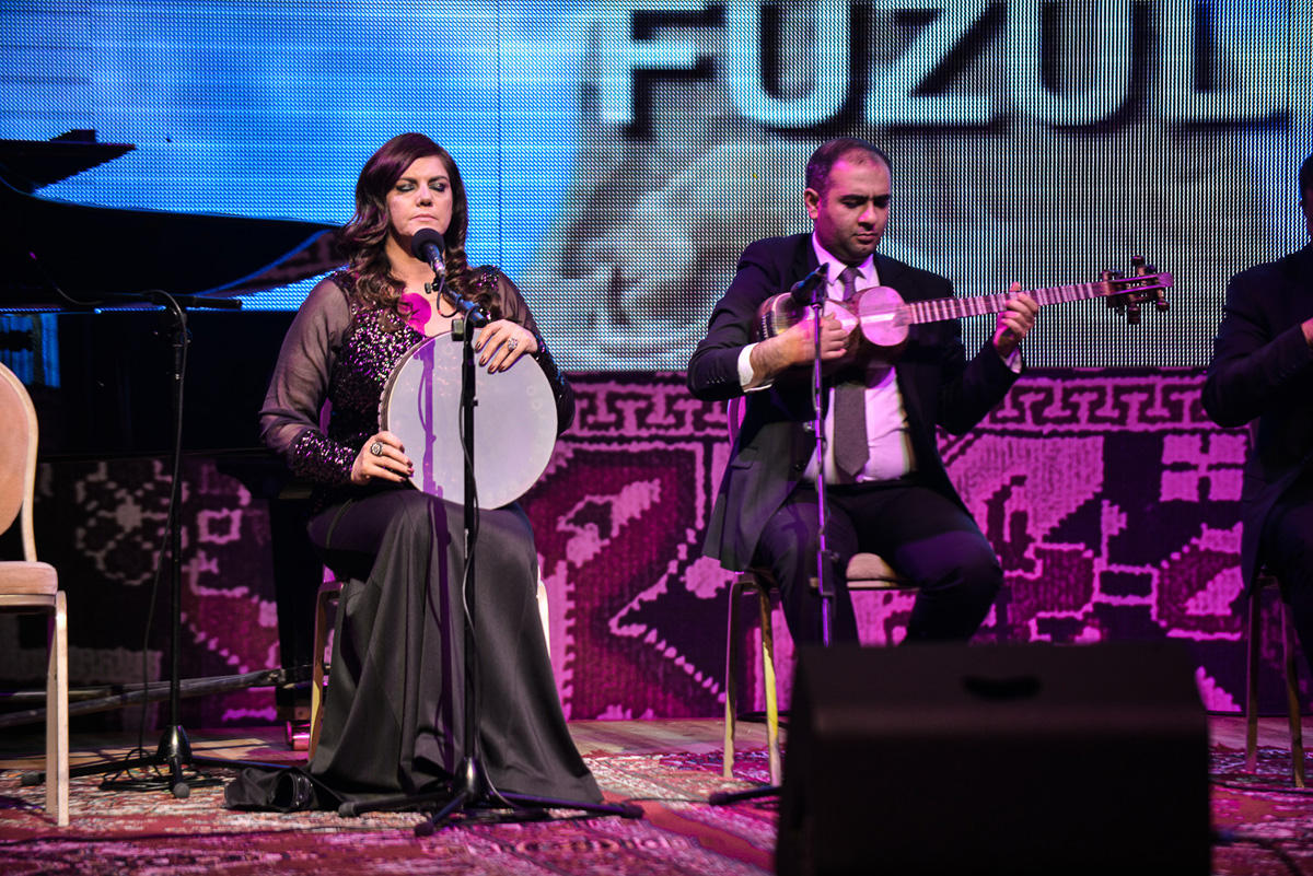 "Məhəmməd Füzulinin qəzəl dünyası" muğam gecəsi keçirilib (FOTO)