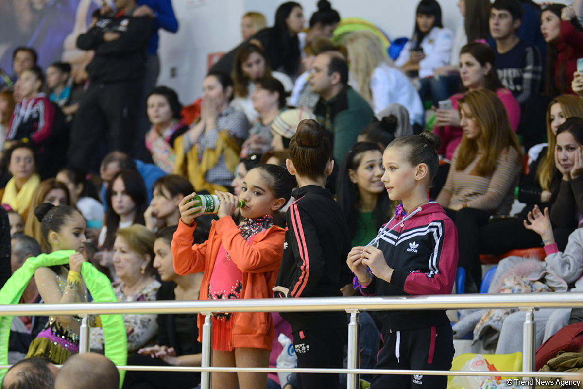 Mingəçevirdə bədii gimnastika üzrə XXIII Azərbaycan birinciliyi və III Bölgələrarası Kubok keçirilir (FOTO)